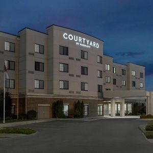 Courtyard By Marriott Salisbury