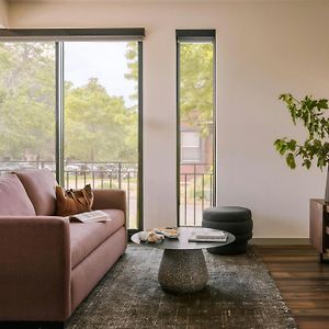Sonder By Marriott Bonvoy Skyline Apartments Lohi